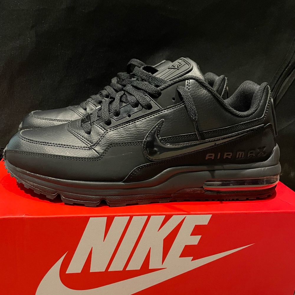 Men’s Nike Airmax Brand New size 12